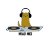 Kép 3/4 - Miau mix | grafikás férfi pamutpóló