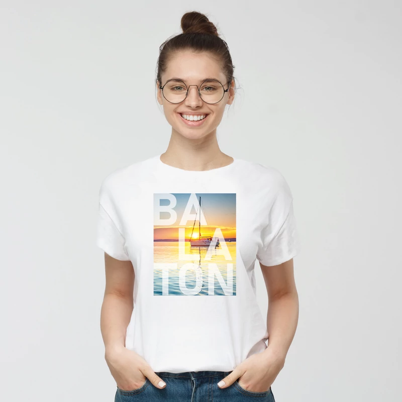 BA LA TON | grafikás női pamutpóló